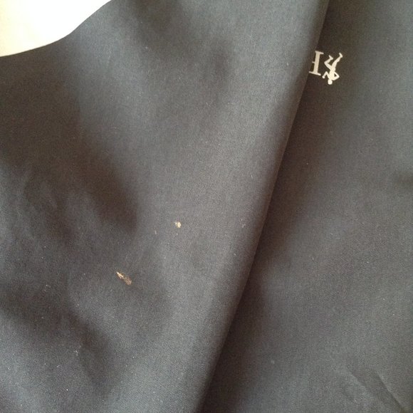 Running Room Wind Breaker Reflective Black Size M Jacket Outside Pocket - Picture 9 of 9